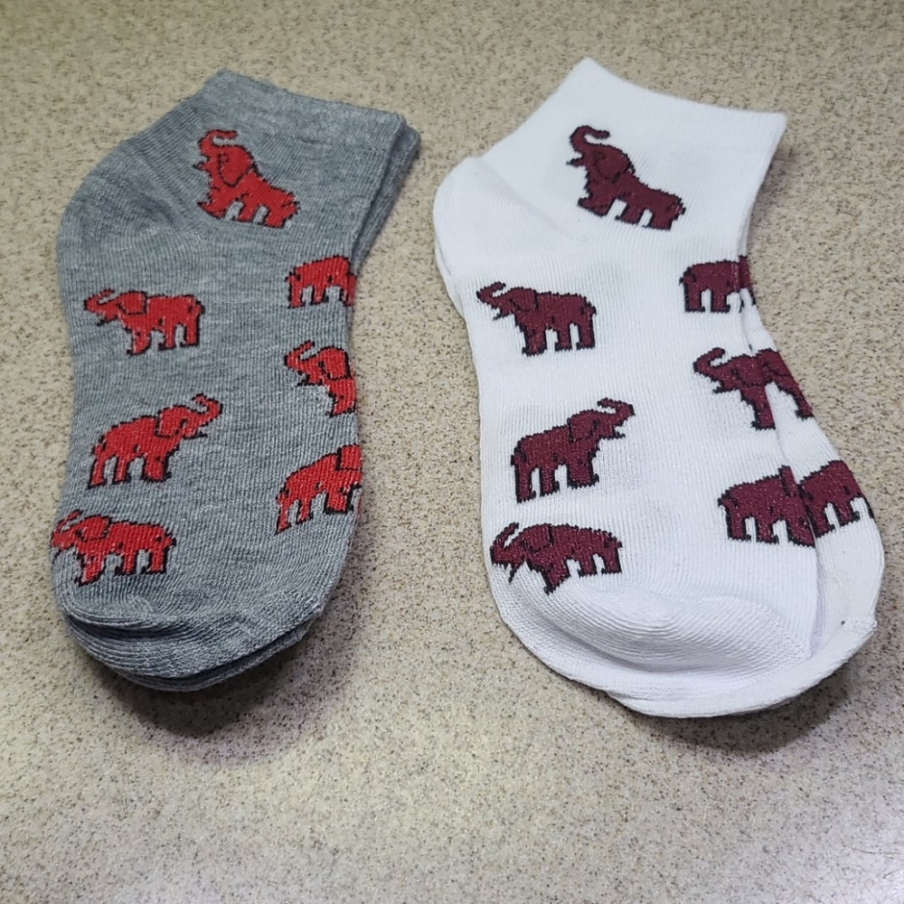 ALABAMA FANS 2 PAIR OF SOCKS.  RED/GREY/WHITE